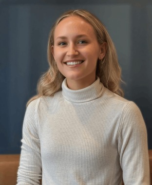 06_Dugan, Allison&rsquo;s headshot